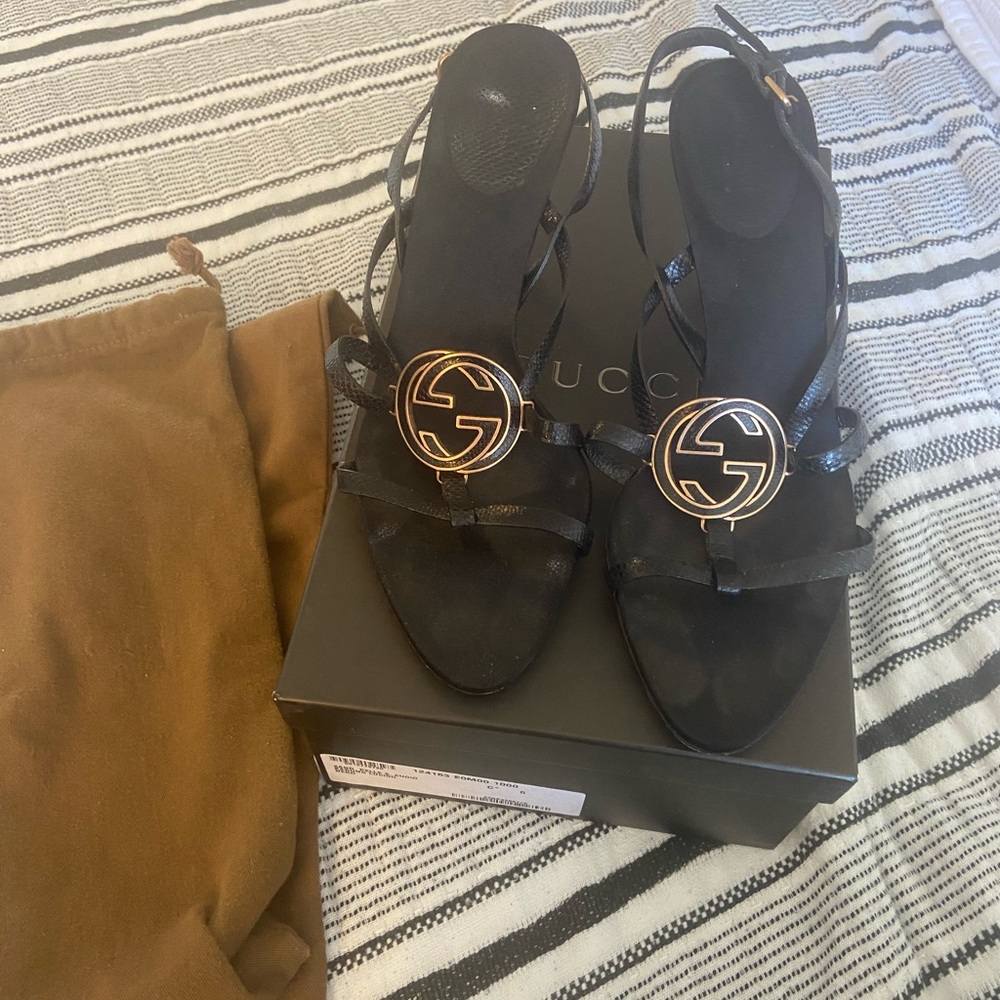Gucci heels 👠